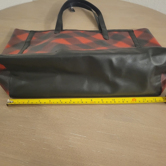 Victoria's Secret Plaid Tote - Picture 9 of 12
